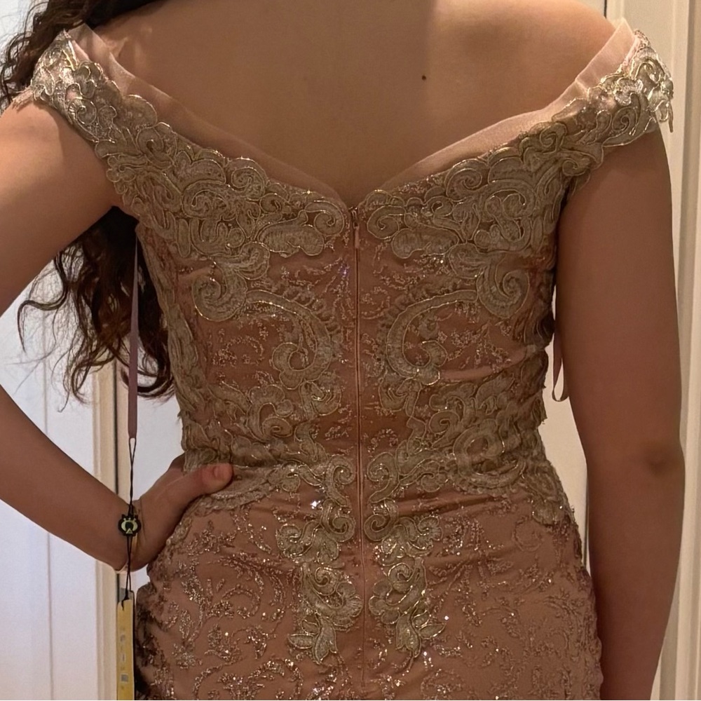 Elegant Gold Lace Prom Dress - Picture 4 of 7